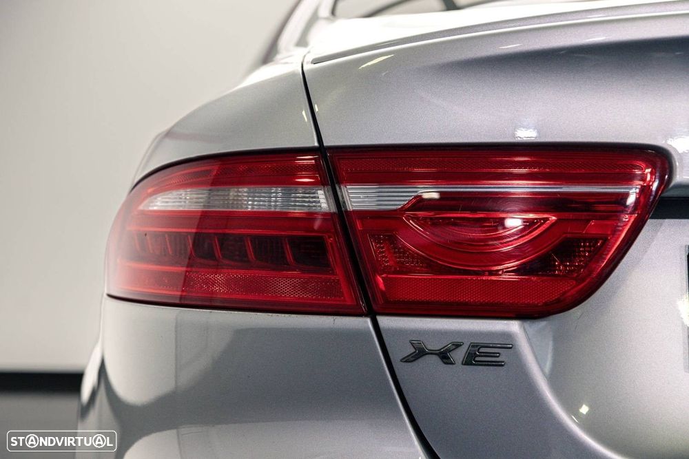 Jaguar XE 2.0 D R-Sport Aut. - 14