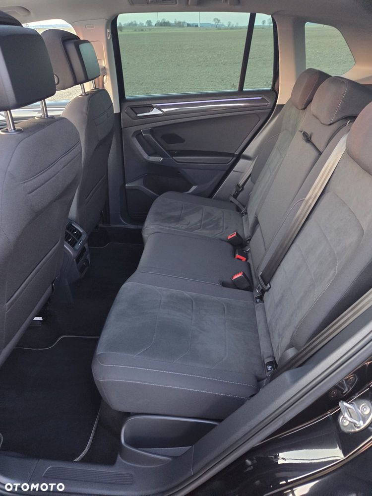 Volkswagen Tiguan - 11