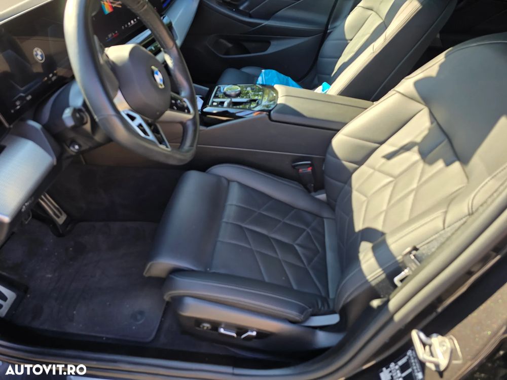 BMW Seria 5 520d AT MHEV - 23