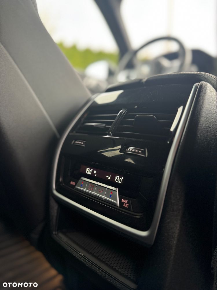 BMW X6 - 21