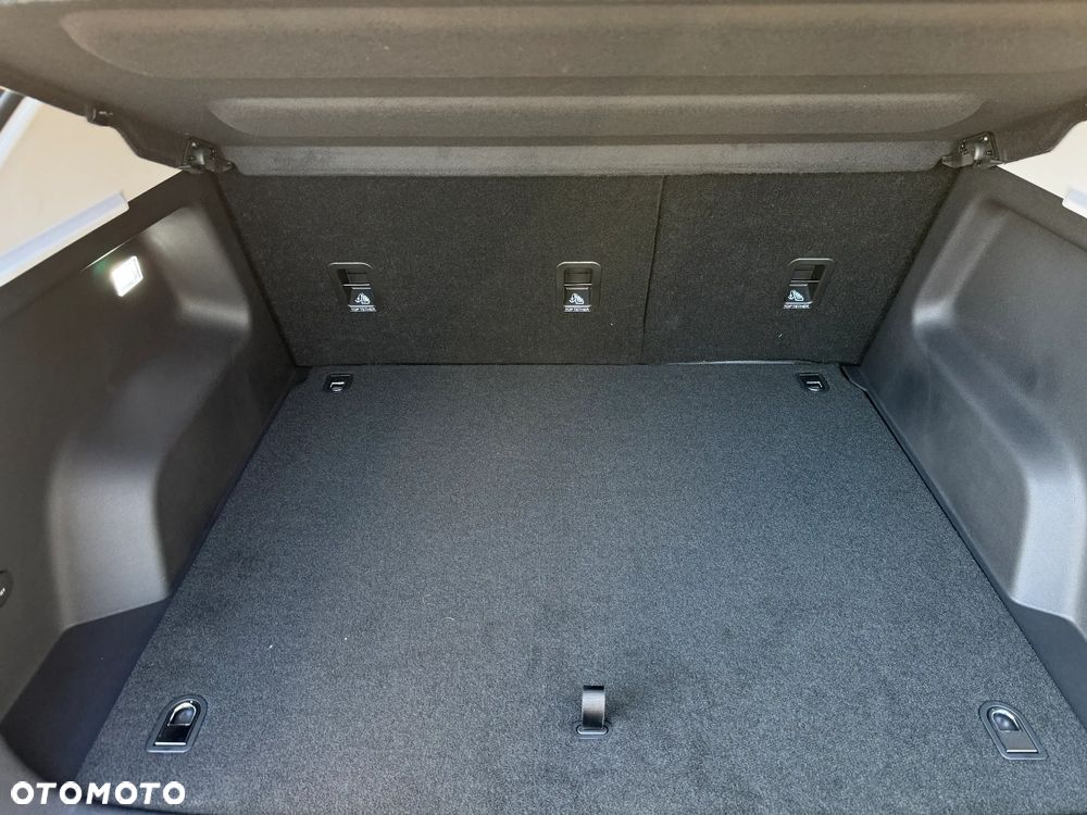 Omoda 5 1.5 T-GDI Hybrid Premium DHT - 10