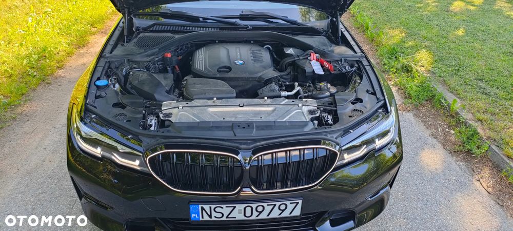 BMW Seria 3 320d Sport Line Shadow sport - 23