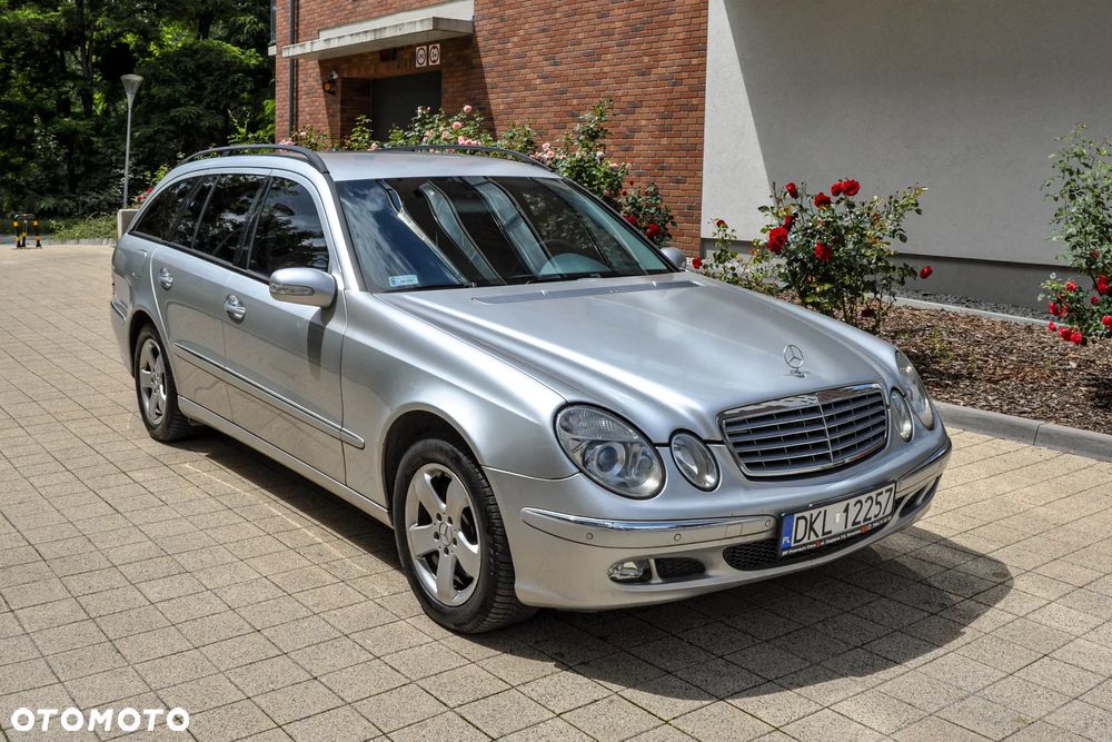 Mercedes-Benz Klasa E 350 4-Matic T Avantgarde - 6