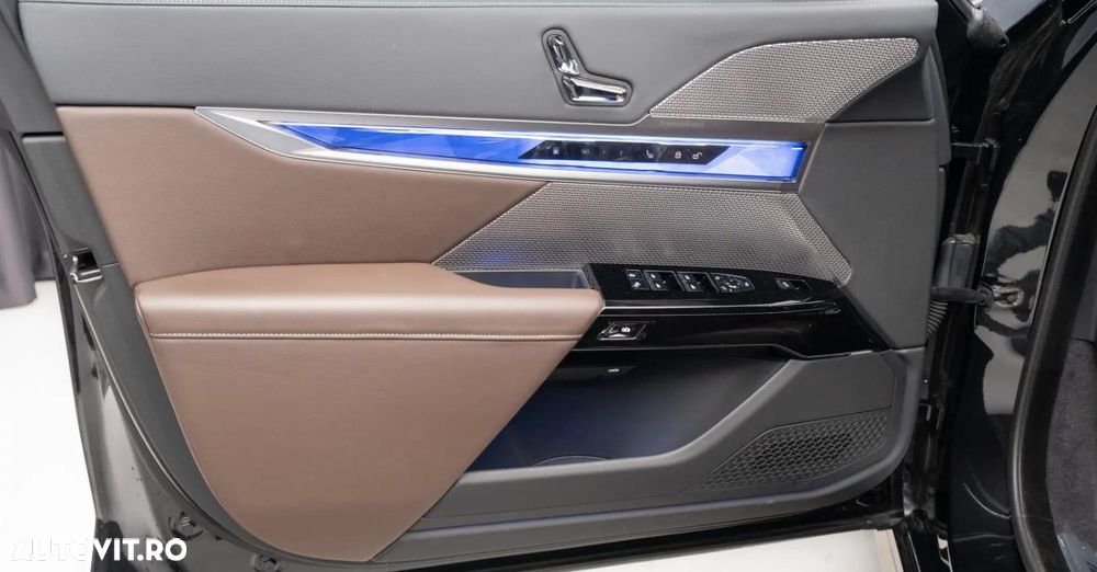 BMW Seria 7 - 10