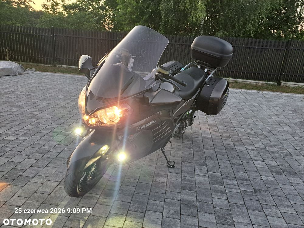 Kawasaki GTR - 2