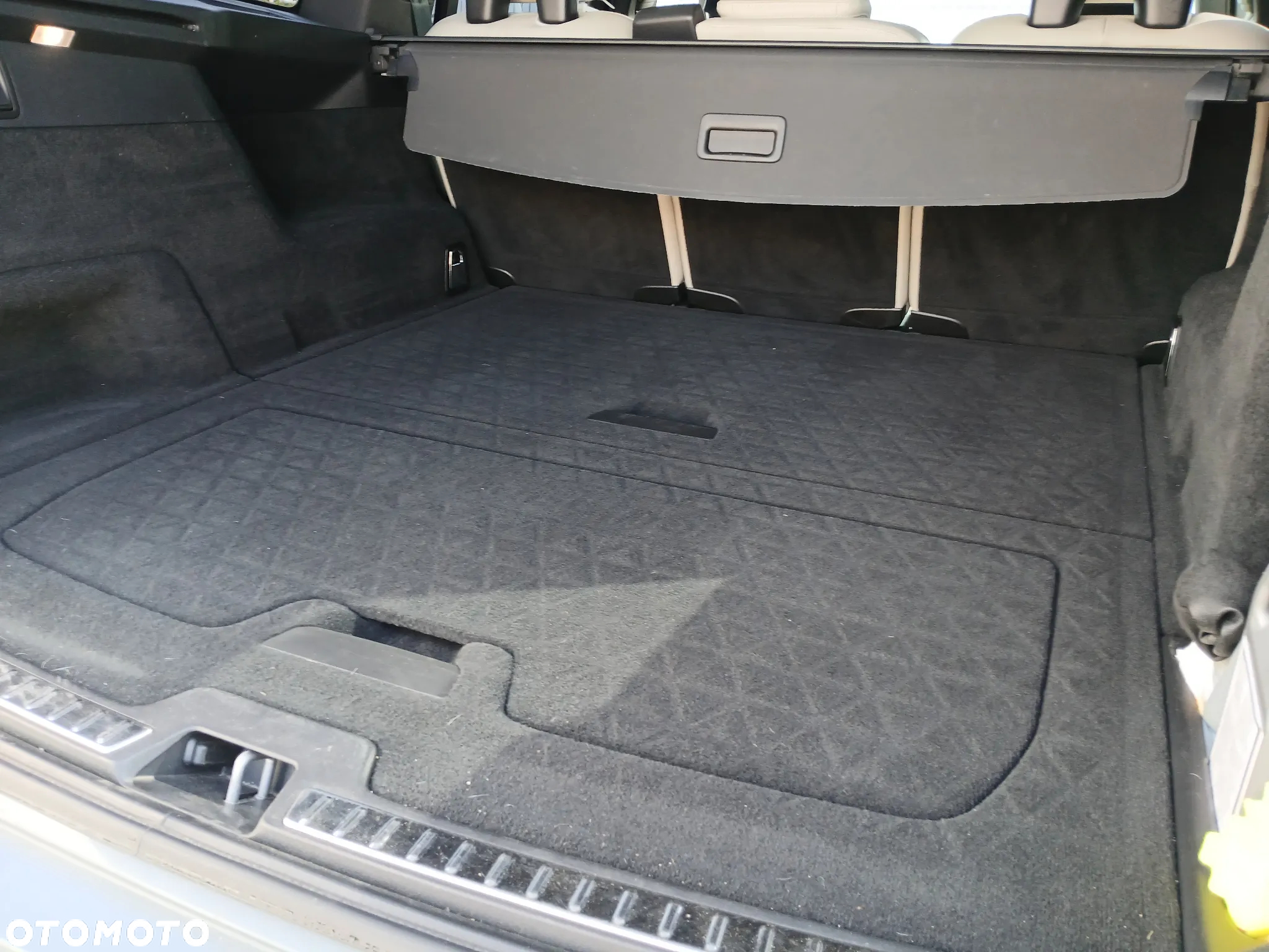 Volvo XC 90 B5 D AWD R-Design - 25