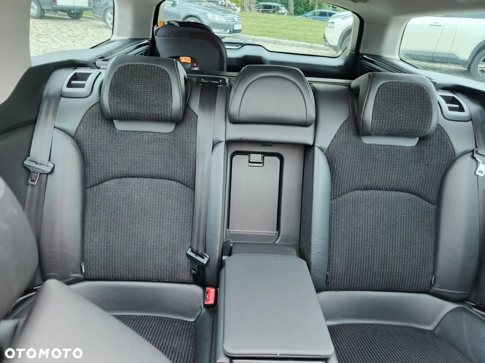 Citroën C5 1.6 e-HDi Selection MCP - 32