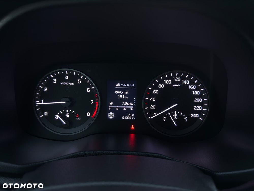 Hyundai Tucson 1.6 GDI BlueDrive Design 2WD - 18