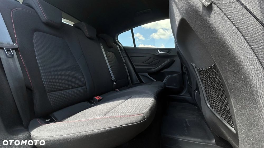 Ford Focus 1.0 EcoBoost ST-Line - 22