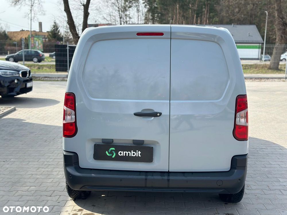 Toyota Proace City - 7