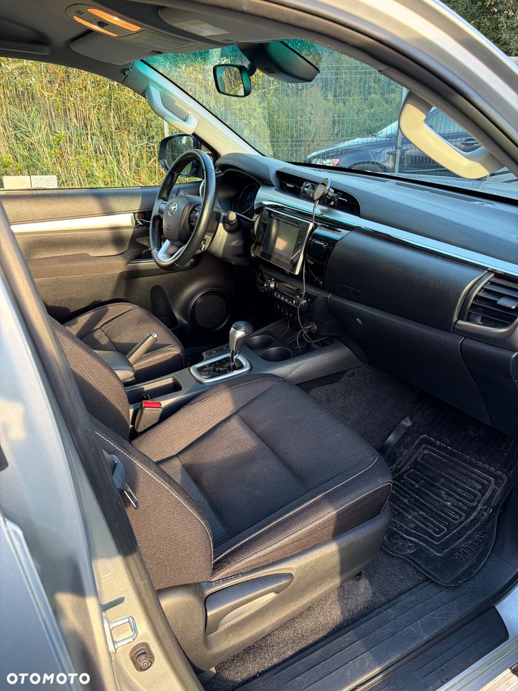Toyota Hilux 2.4 D-4D Double Cab Selection 4x4 - 22
