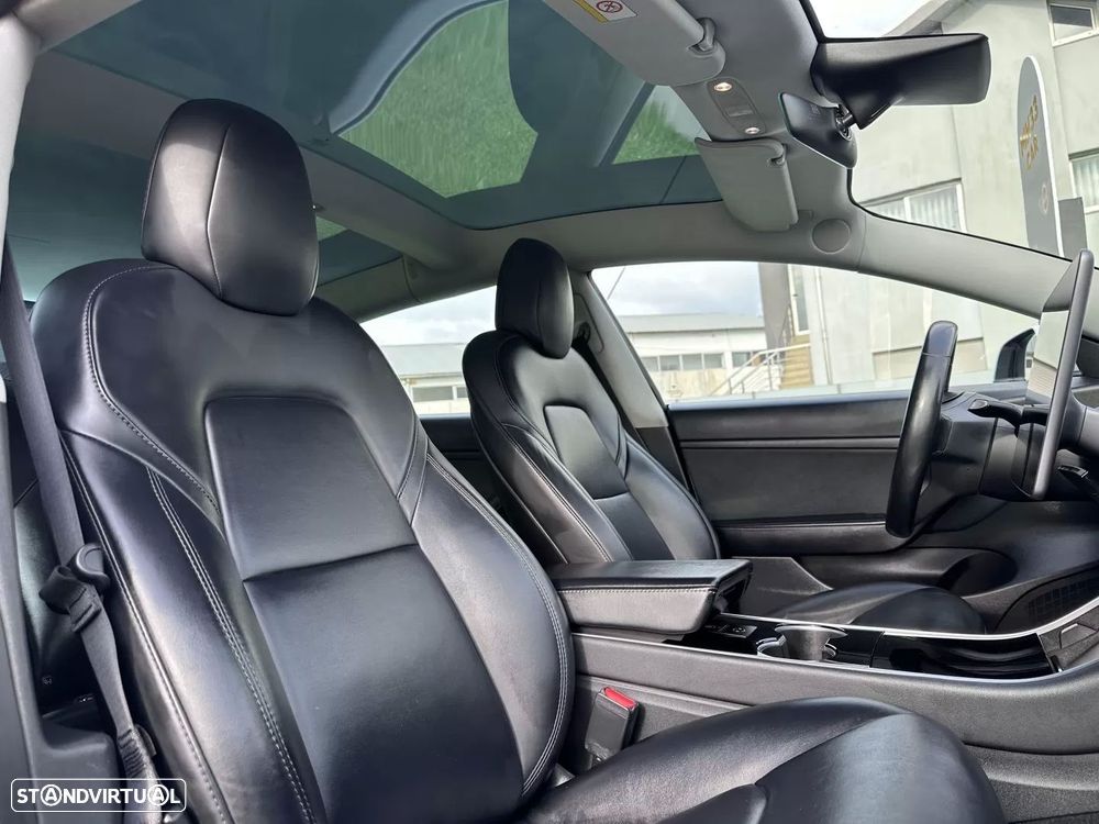 Tesla Model 3 Standard Range Plus RWD - 55