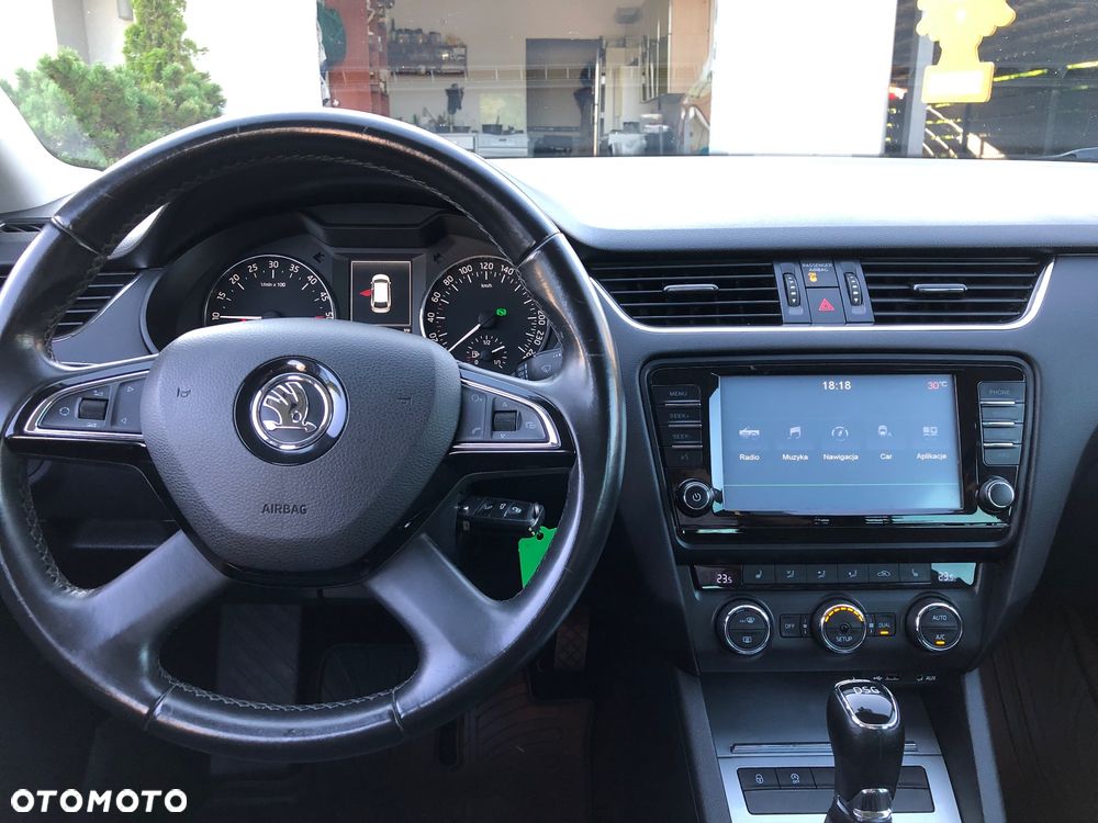 Skoda Octavia 2.0 TDI DSG Style - 7