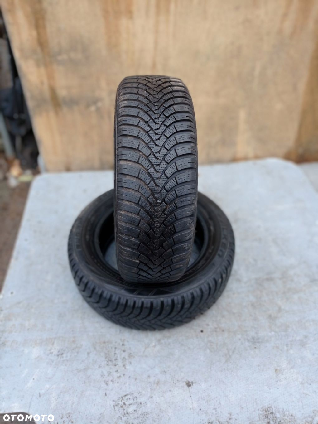 2X Opona Falken EuroWinter HS01 185/60R15 88T - 1