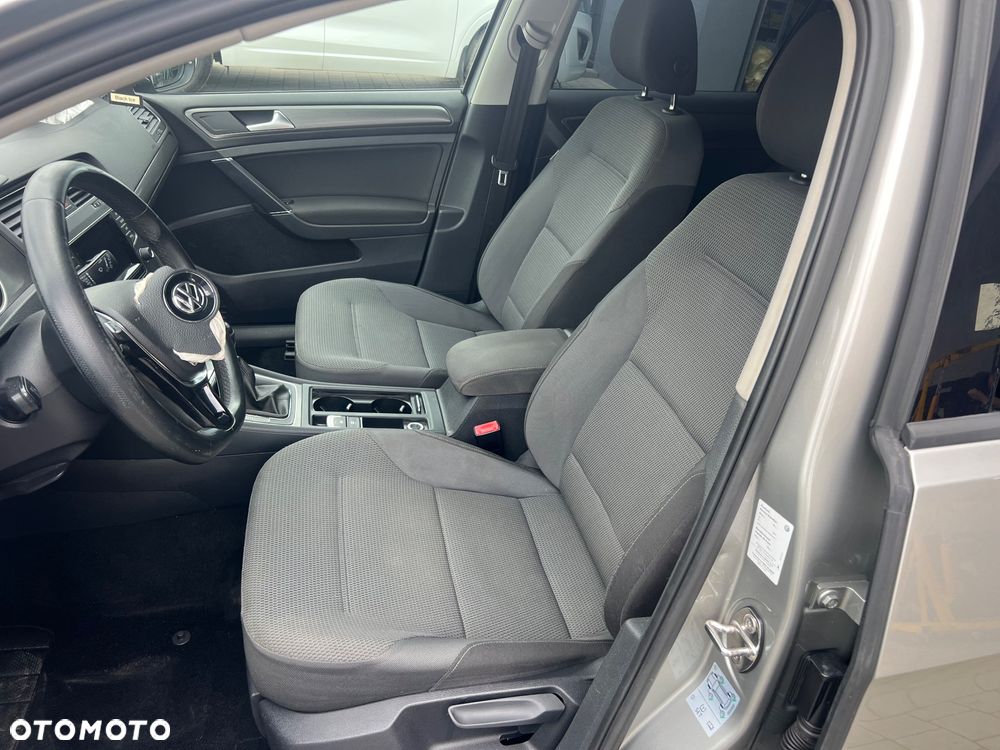 Volkswagen Golf 1.2 TSI BlueMotion Technology Comfortline - 18