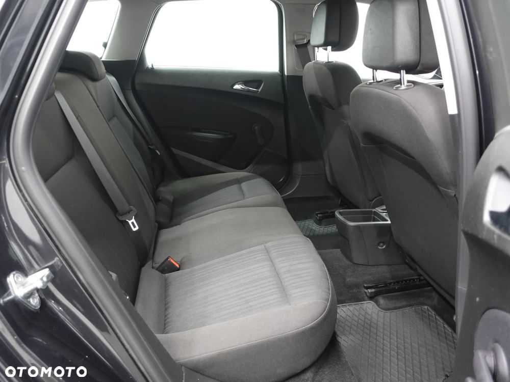 Opel Astra 1.4 ecoFLEX - 24