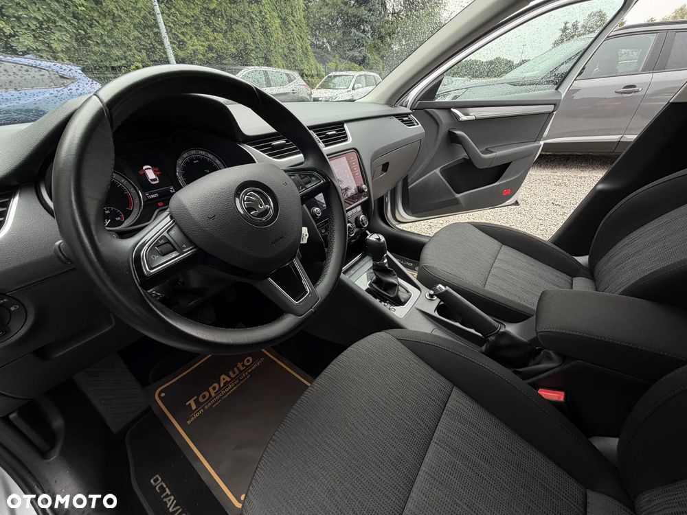 Skoda Octavia 2.0 TDI Elegance DSG - 19