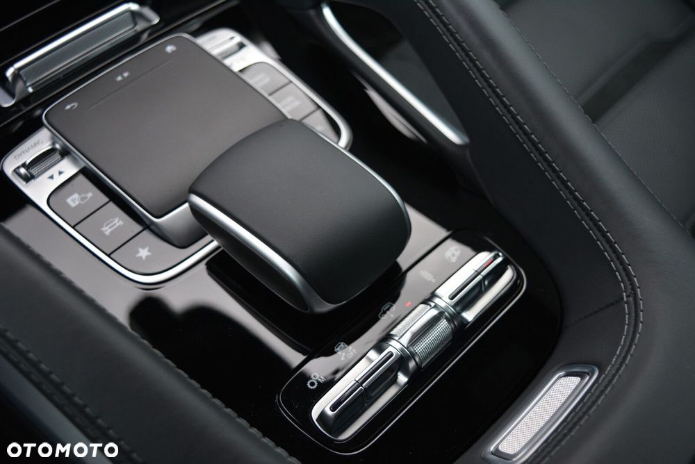 Mercedes-Benz GLE - 18