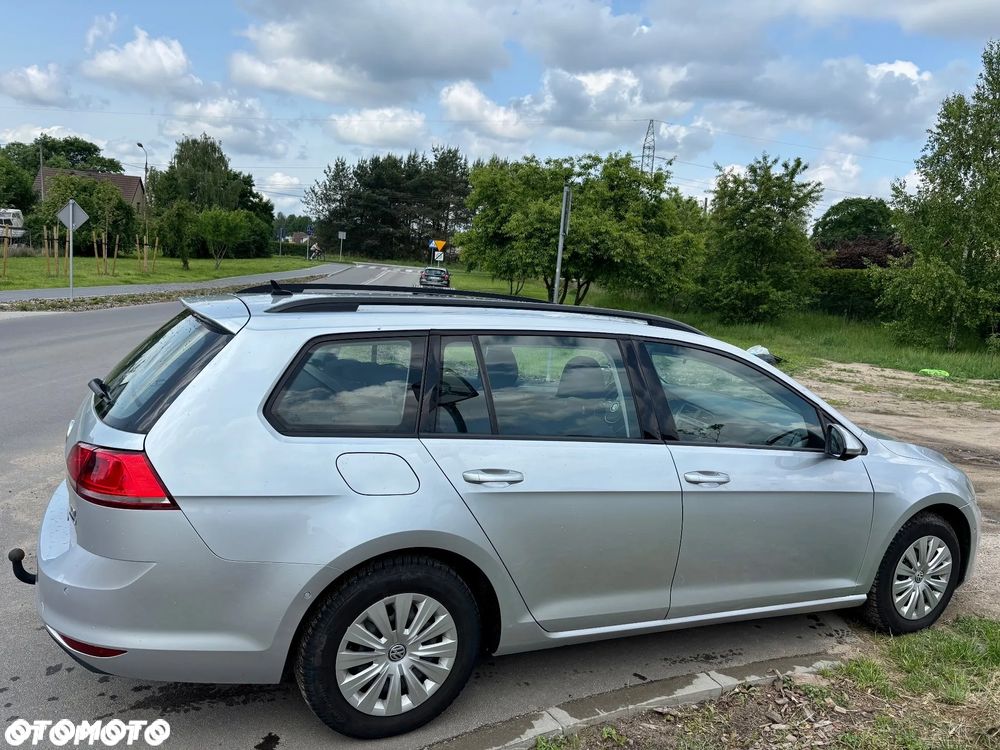 Volkswagen Golf - 10