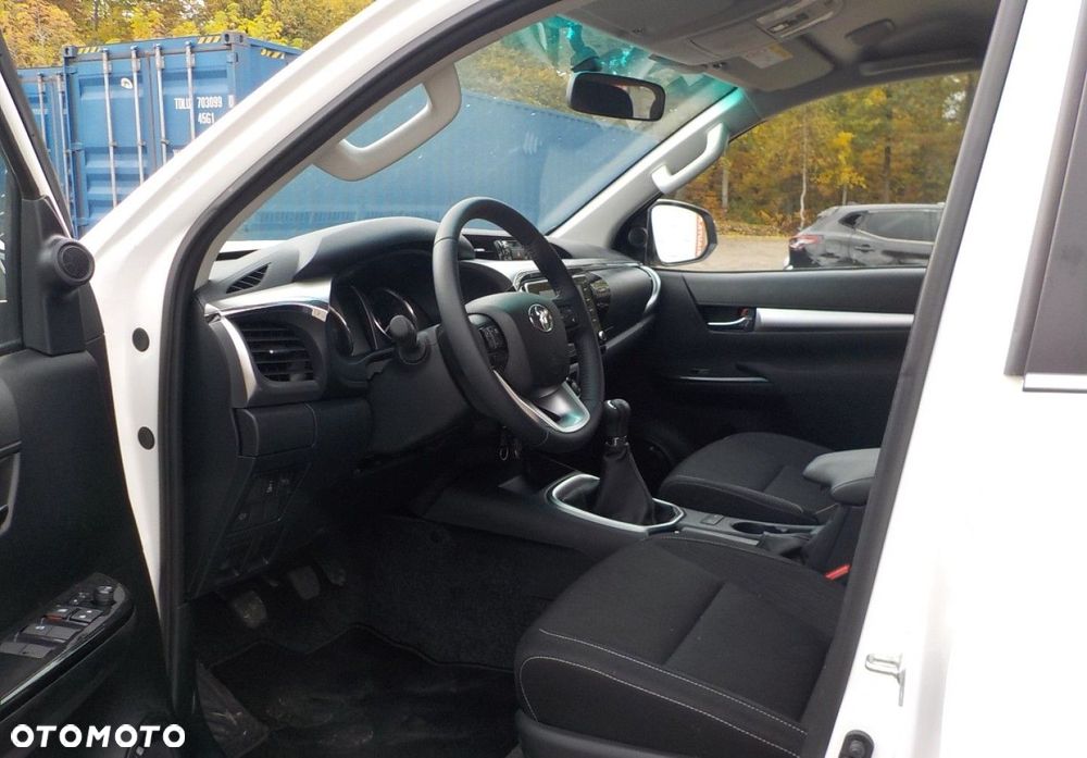 Toyota Hilux - 27