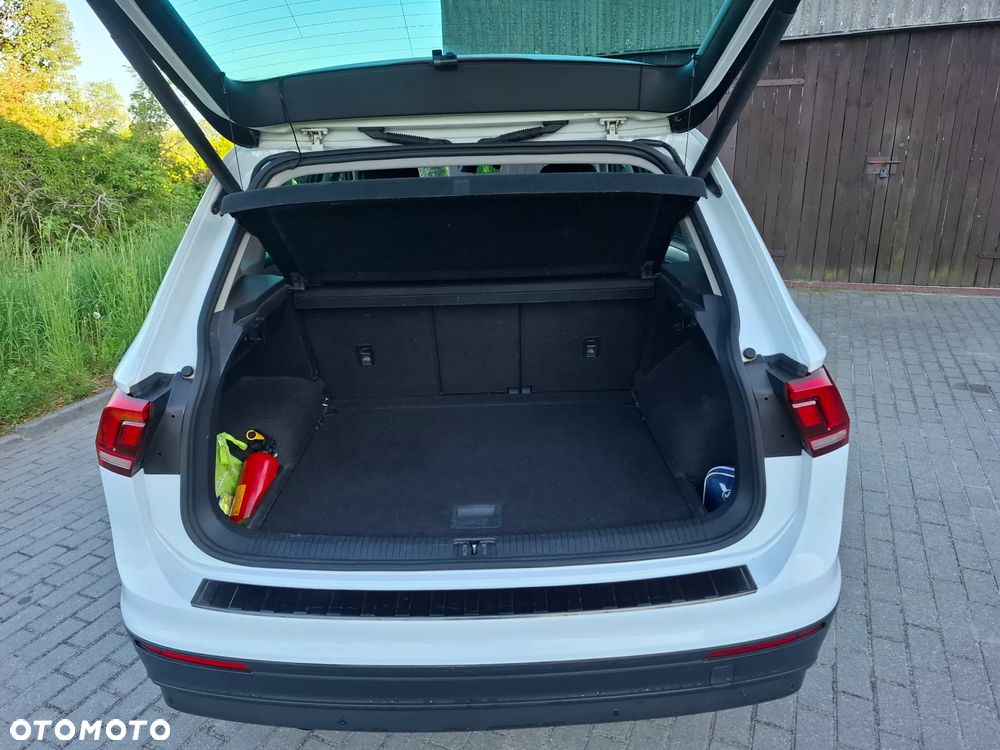 Volkswagen Tiguan - 5