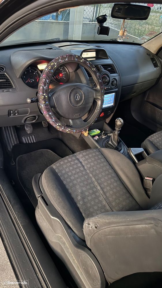 Renault Mégane 1.5 dCi Confort - 5