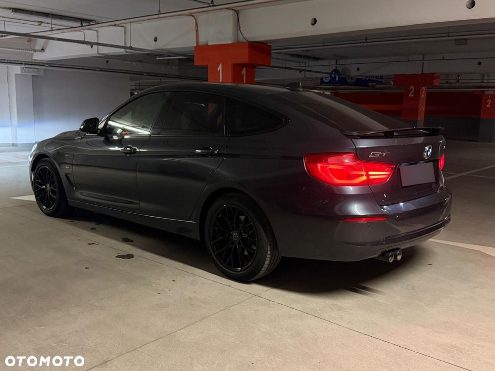BMW Seria 3 320d xDrive Sport Line - 37