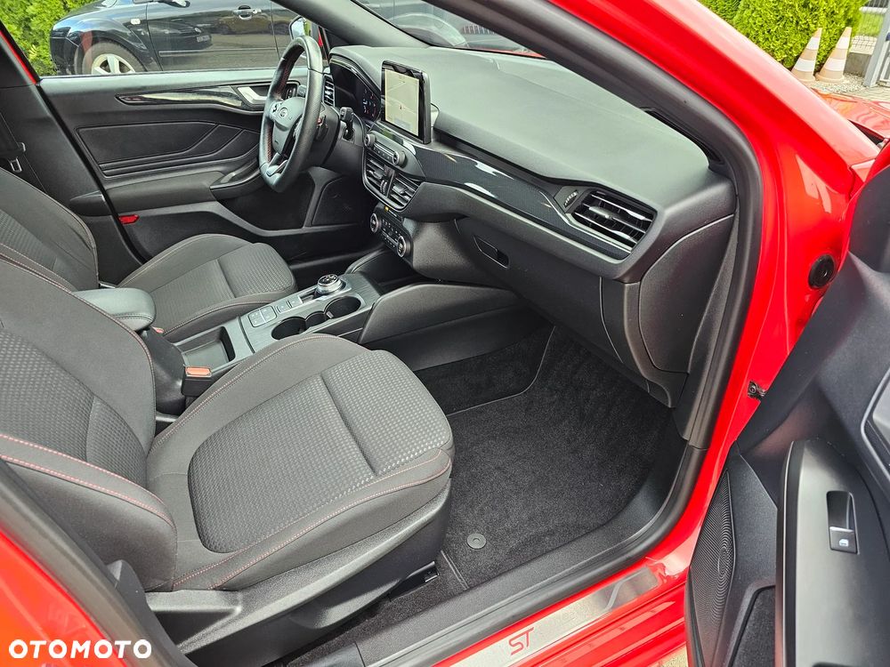 Ford Focus 1.5 EcoBlue SCR ST-Line - 24