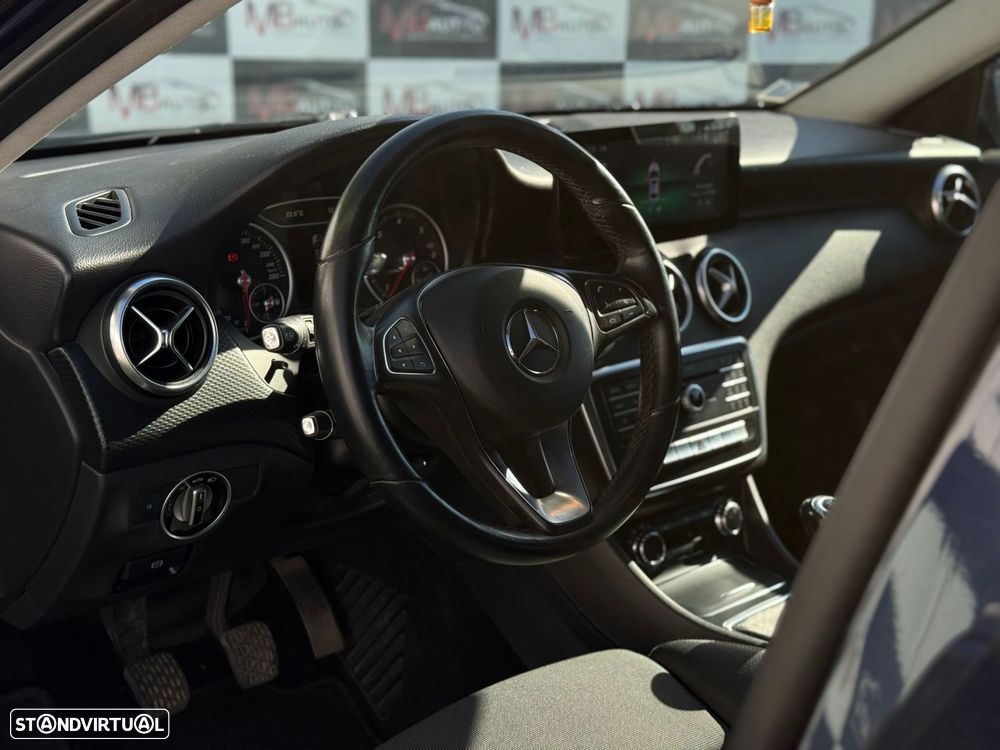 Mercedes-Benz A 180 - 14