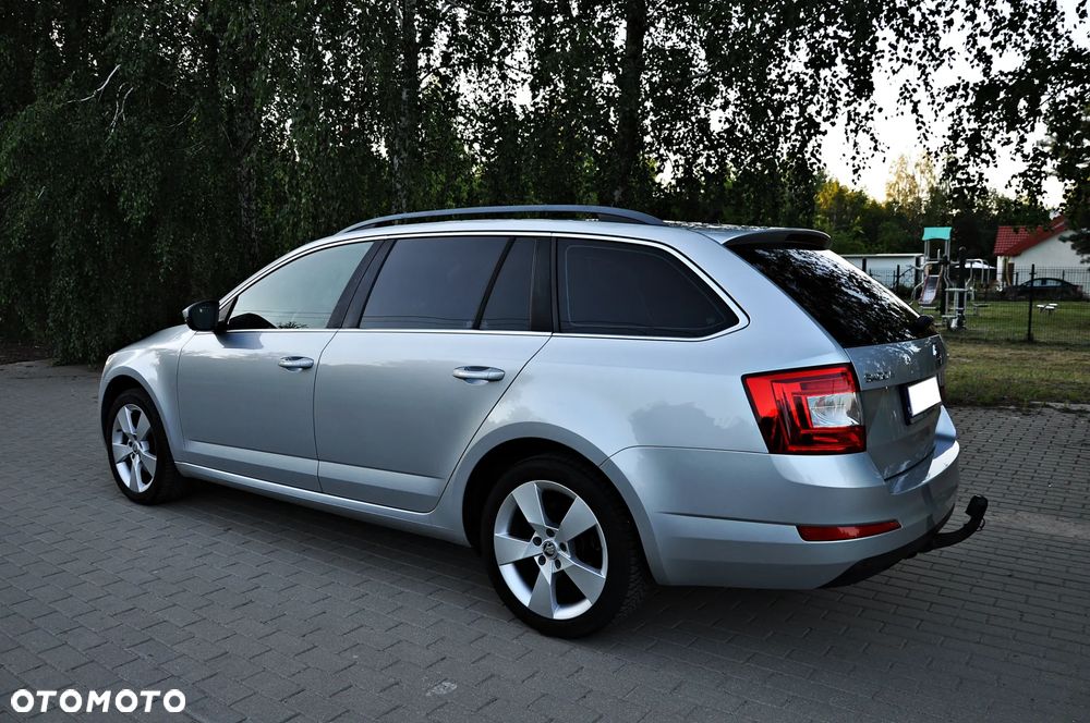 Skoda Octavia 2.0 TDI Premium Edition - 4