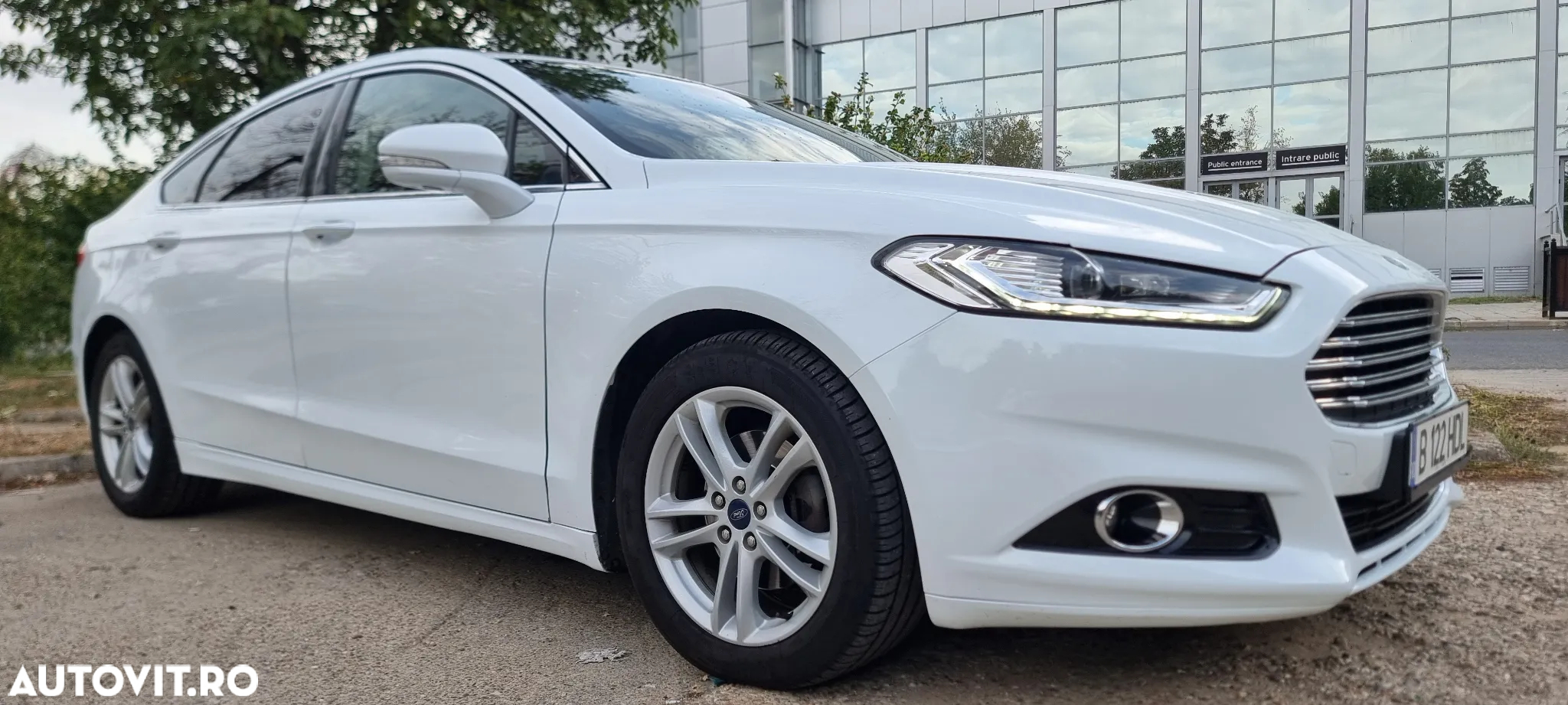 Ford Mondeo 2.0 TDCi Powershift Titanium - 27