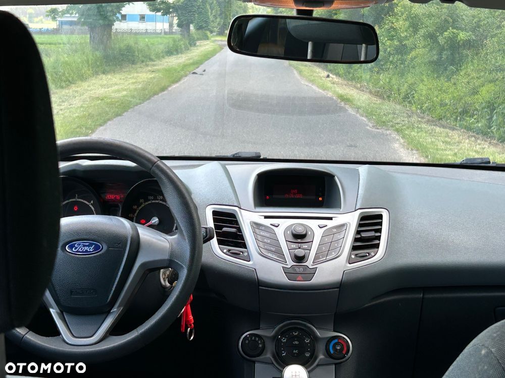 Ford Fiesta - 7