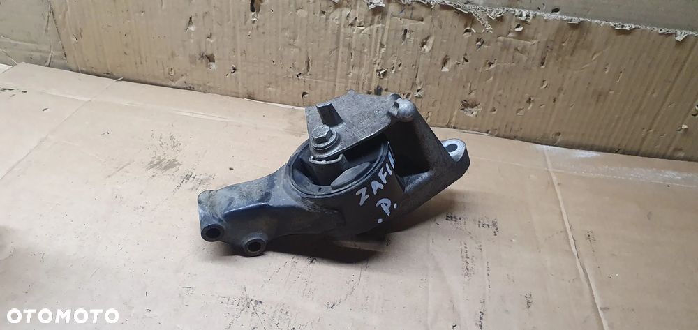 Łapa poduszka silnika Opel Zafira C 2.0 CDTI 13248665 - 2