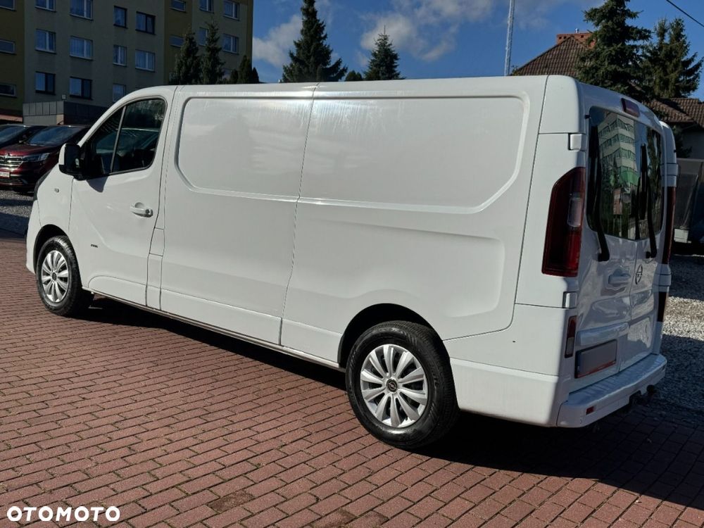 Opel Vivaro - 2