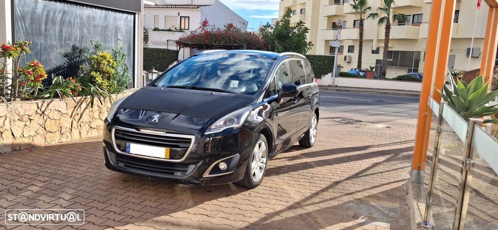 Peugeot 5008 - 1