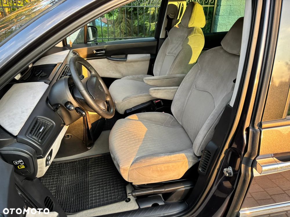 Peugeot 807 HDi 170 Bi-Turbo Automatik Platinum Pullmann - 14