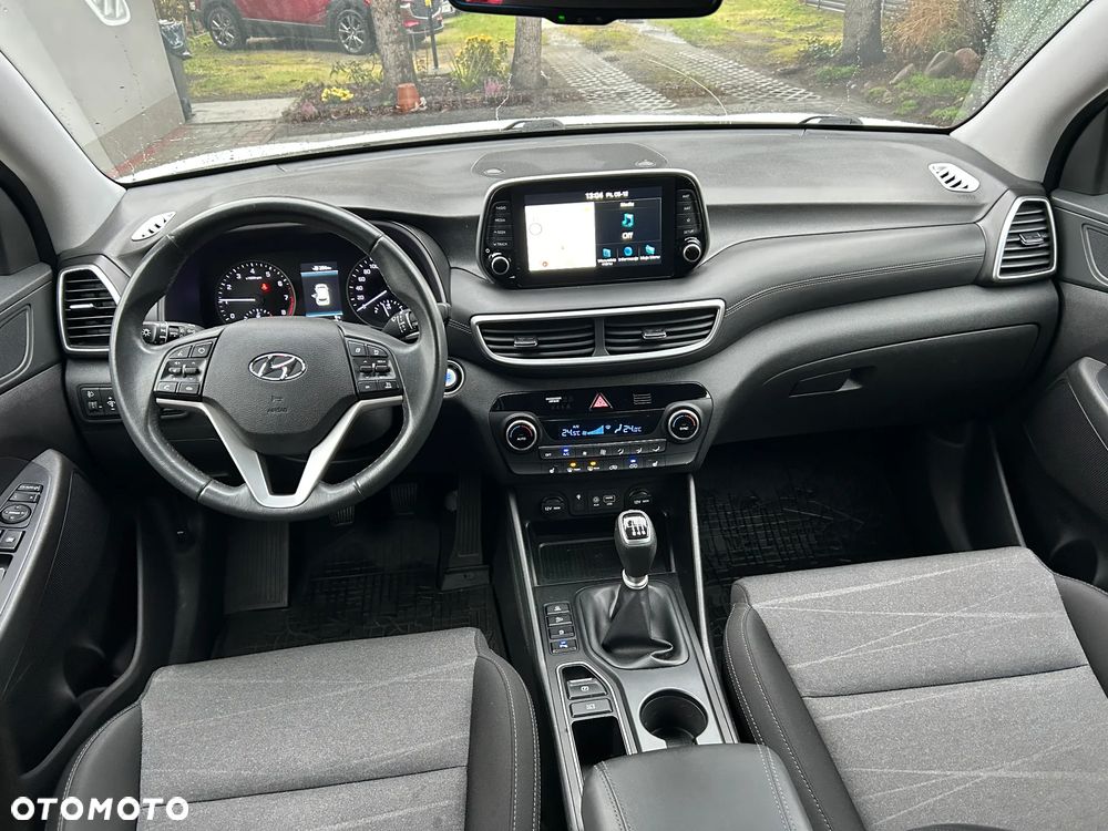 Hyundai Tucson 1.6 GDI BlueDrive Style 2WD - 11