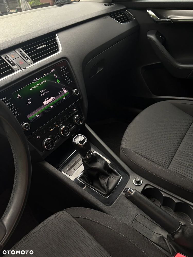 Skoda Octavia 1.4 TSI Style - 8