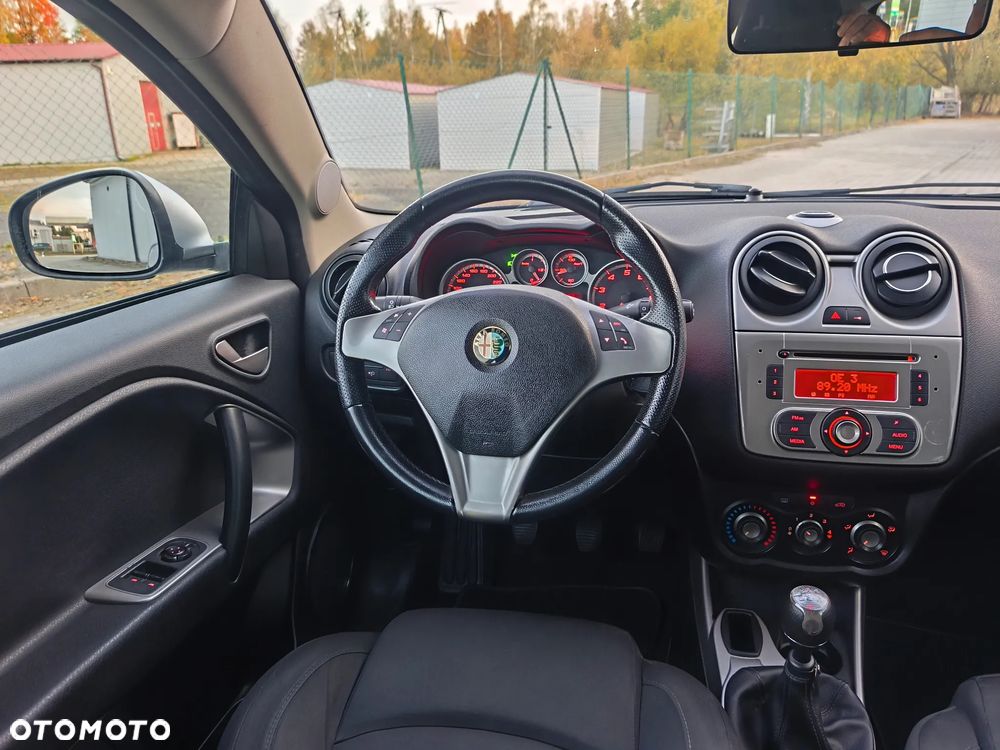 Alfa Romeo Mito - 35