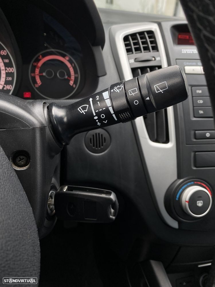Kia Ceed SW 1.6 CRDi LX ISG - 13