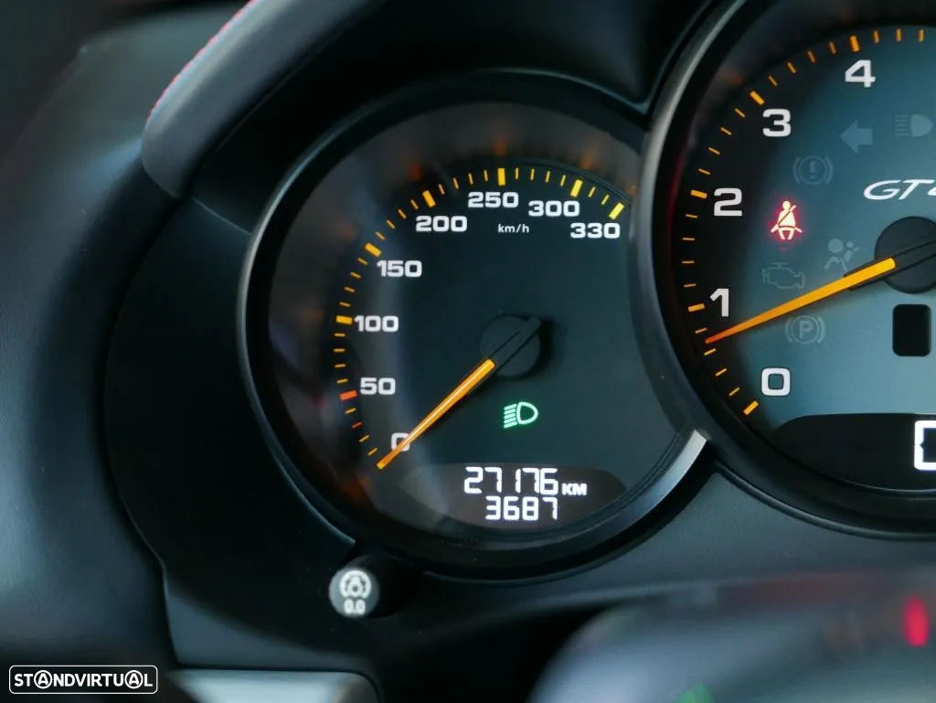 Porsche Cayman 3.8 GT4 - 12