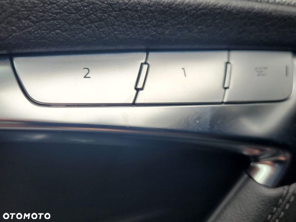 Audi A6 Allroad - 16