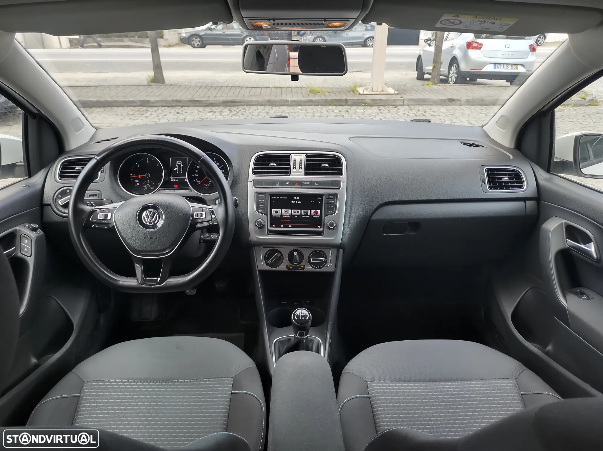VW Polo 1.4 TDI (Blue Motion ) Comfortline - 19