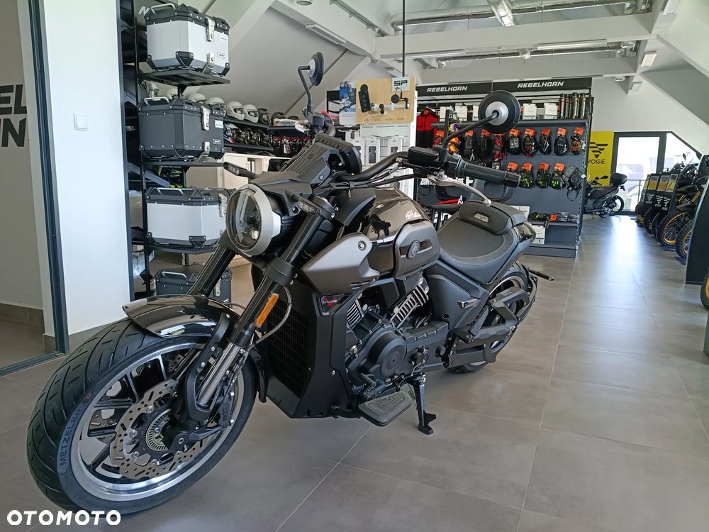 Morbidelli C1002V - 2