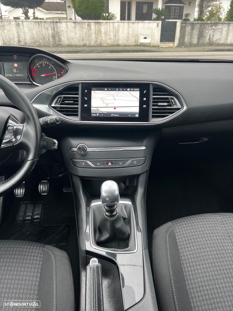 Peugeot 308 SW BlueHDi 130 Stop & Start Active - 12