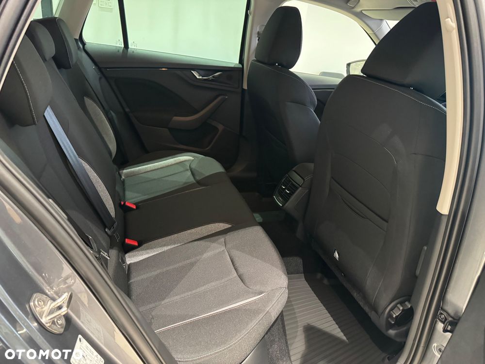 Skoda Kamiq 1.5 TSI Drive DSG - 17