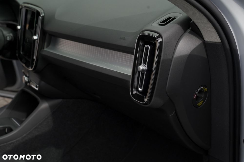 Volvo XC 40 B3 Core - 15
