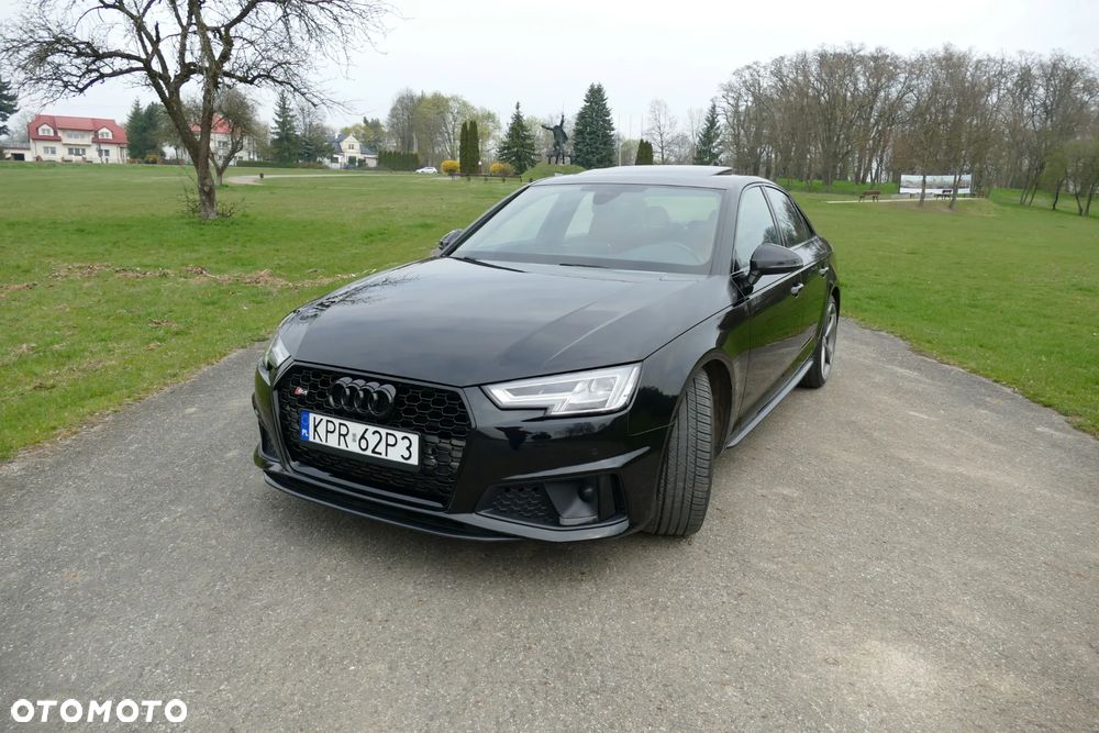 Audi S4 Limousine - 1