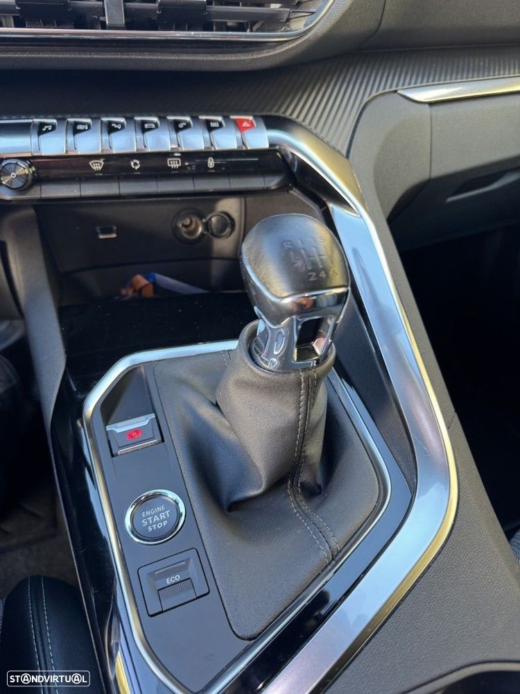 Peugeot 5008 1.2 PureTech Allure Pack - 16