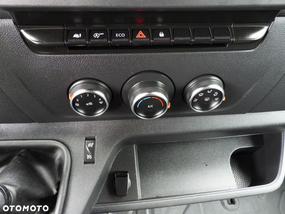 Renault MASTER PLANDEKA WINDA 9 PALET WEBASTO TEMPOMAT LEDY PNEUMATYKA KLIMATYZACJA  165KM - 36